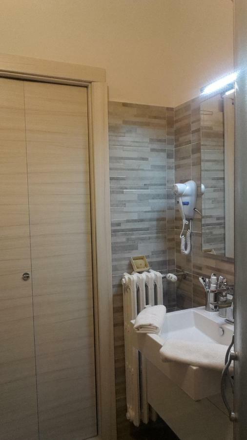 Appartamento Lido 'With Parking Space Included' Toscolano Maderno Εξωτερικό φωτογραφία